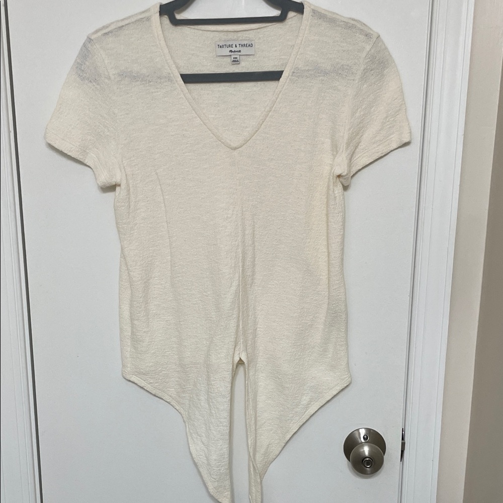 Madewell Cream V-Neck tshirt